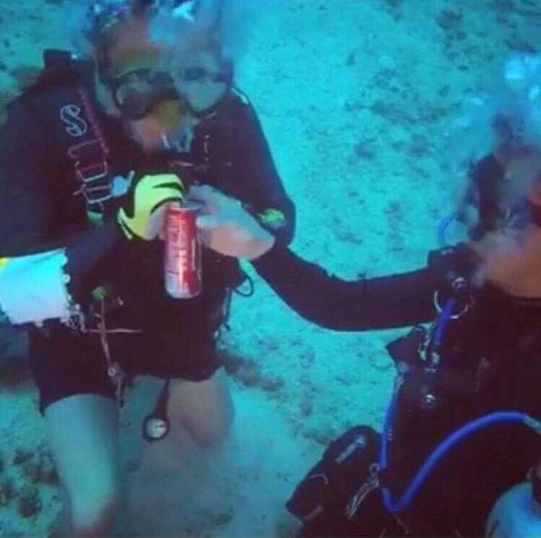 透视互联网世界,尽在知识星球一生所爱和一生挚爱哪个更深?