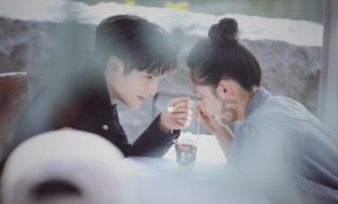 杨巡的初始偏见和兄妹矛盾：杨巡的错误批评，如何解决？