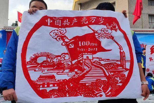 纪实:美国女子疯狂半生,40岁嫁人,死后6万张底片再现绝代佳人