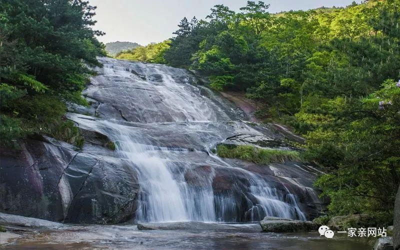 哈尔滨风致:冰雪幻境、历史交融与粗犷中的浪漫